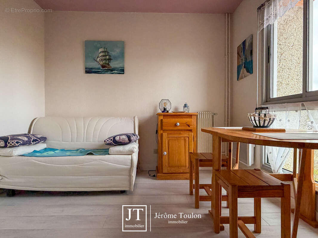 Appartement à VAUX-SUR-MER