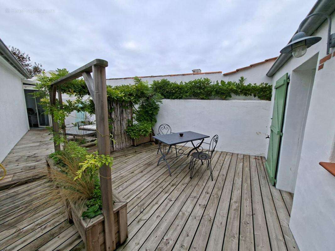 Maison Chateauneuf 140 m2 - photo 13
