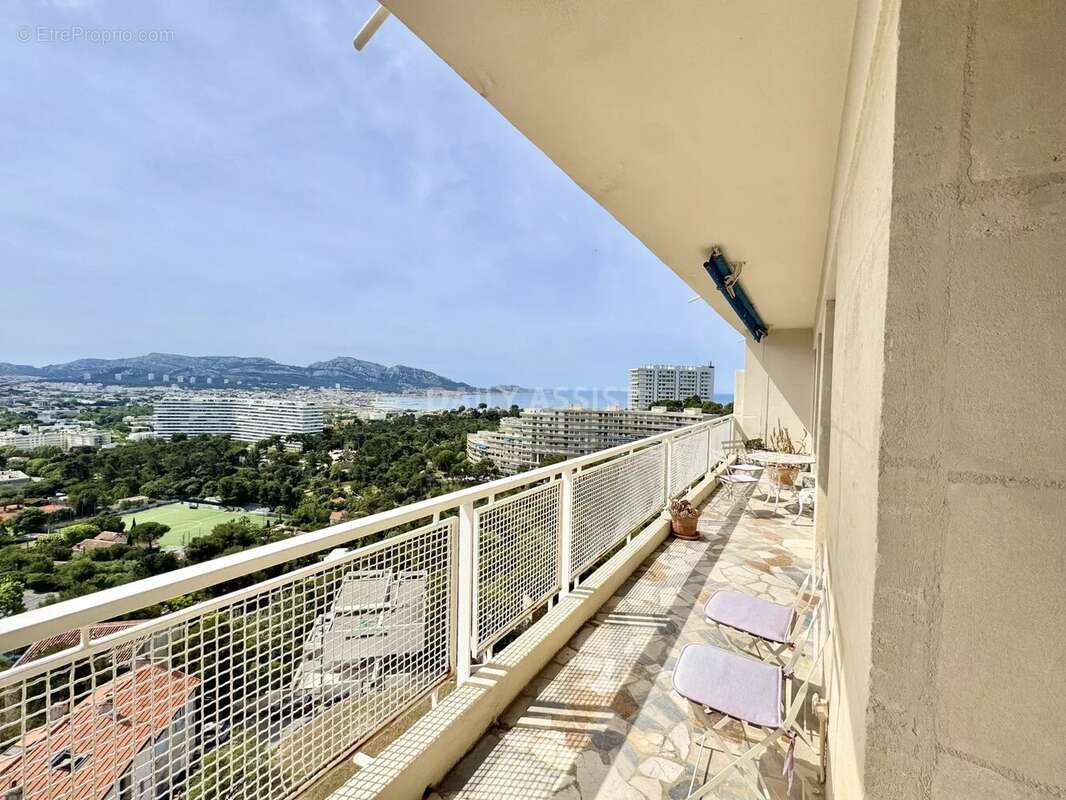 Appartement à MARSEILLE-8E