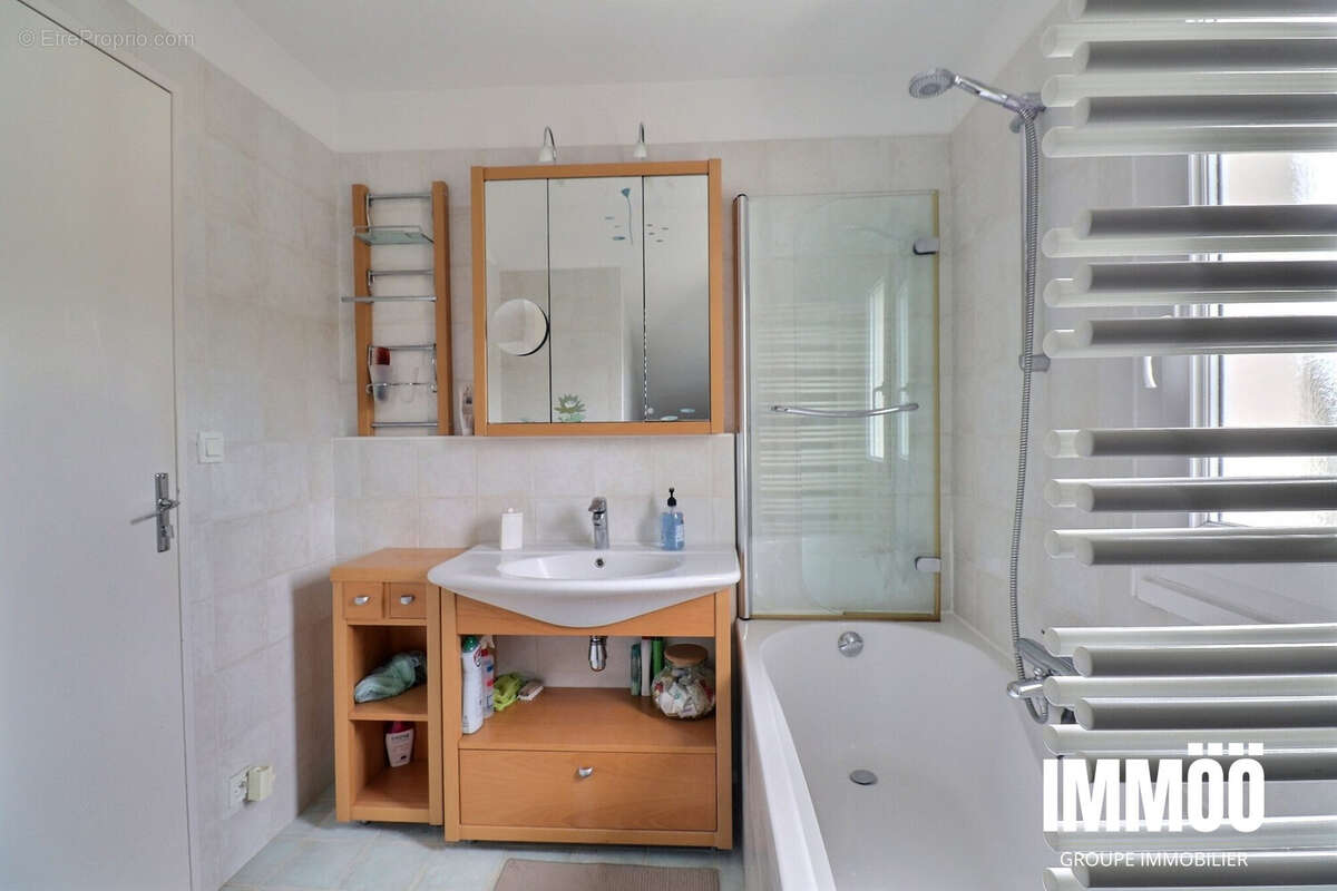 Maison à NOTRE-DAME-DE-BONDEVILLE