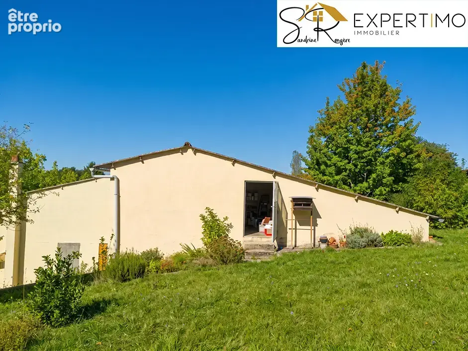 Maison de plain-pied 119 m2 avec dépendances et terrain de 2 390 m2 - photo 5