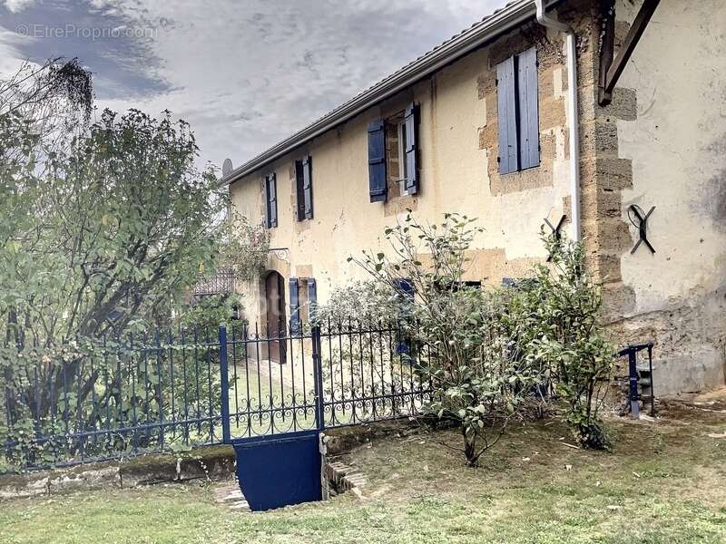 Maison à CAZAUBON