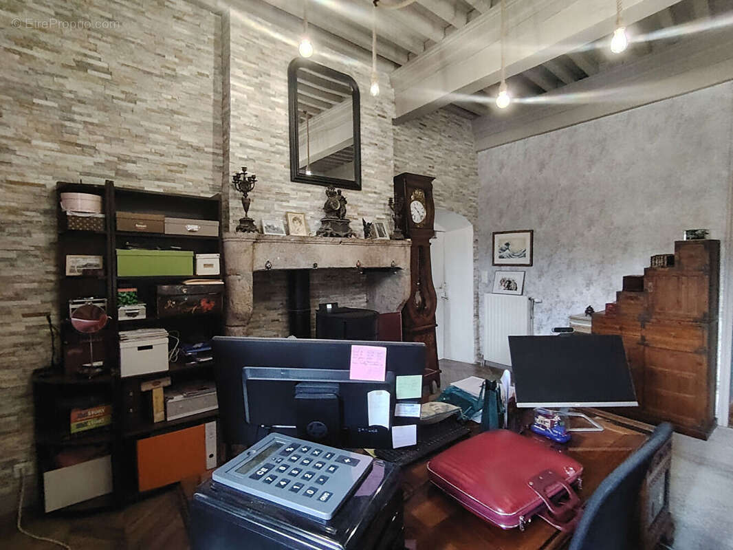SUPERBE Maison de Maître à Dunières 9 pièces 280 m2 - photo 8