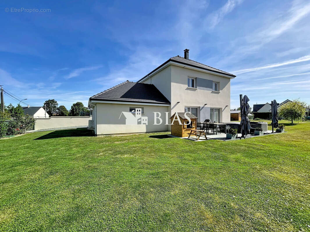 Maison 118 m² à Le Gros-Theil  - photo 3