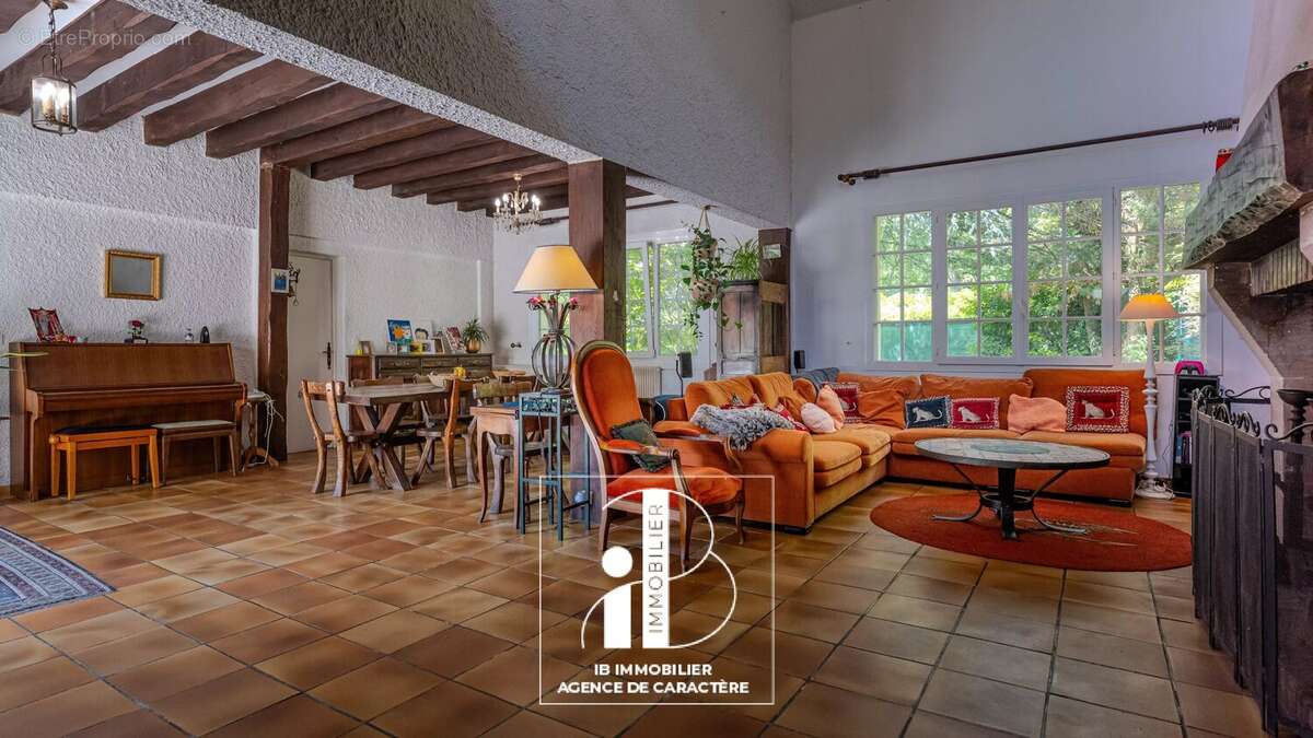 Maison à BOURRON-MARLOTTE
