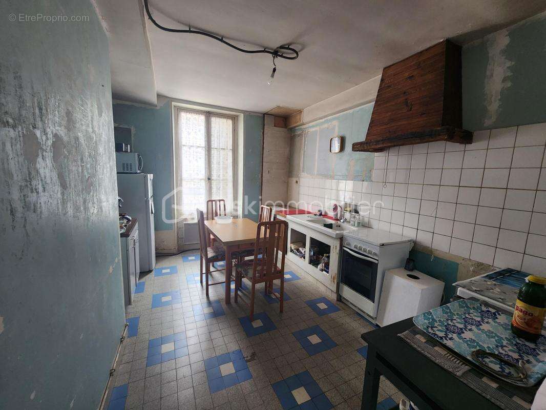 Maison à PONT-SUR-SEINE