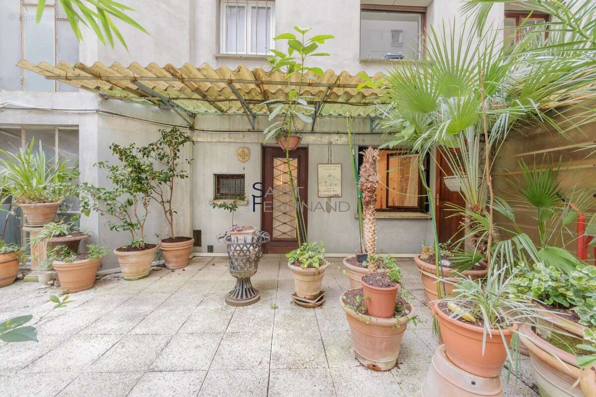Paris 16 - Auteuil - Bureaux 61,80 m² - photo 5