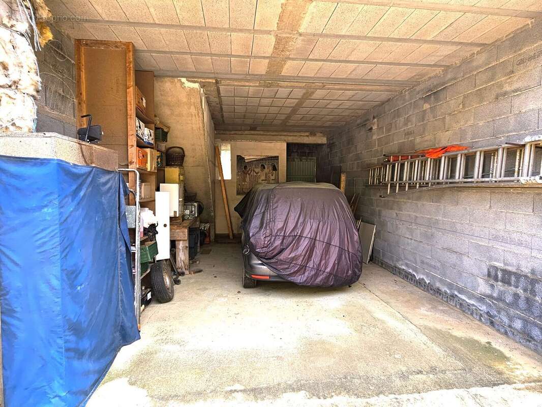 Maison à MONTESQUIEU