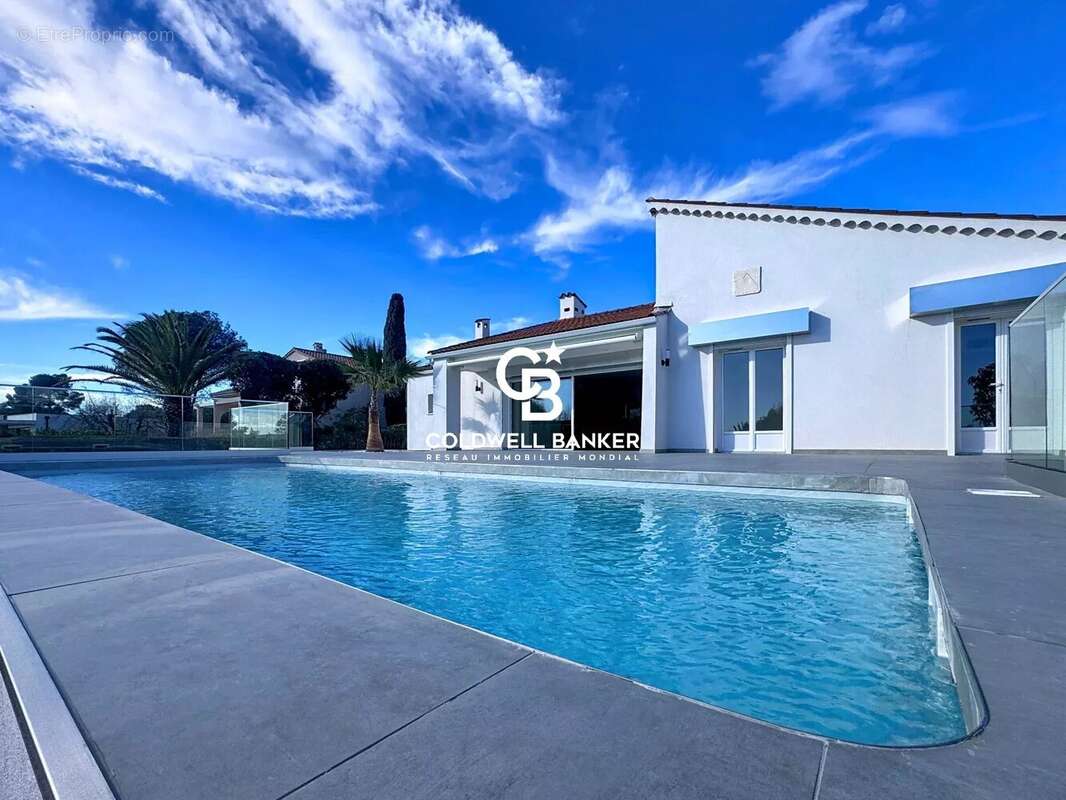 Maison à SAINT-RAPHAEL