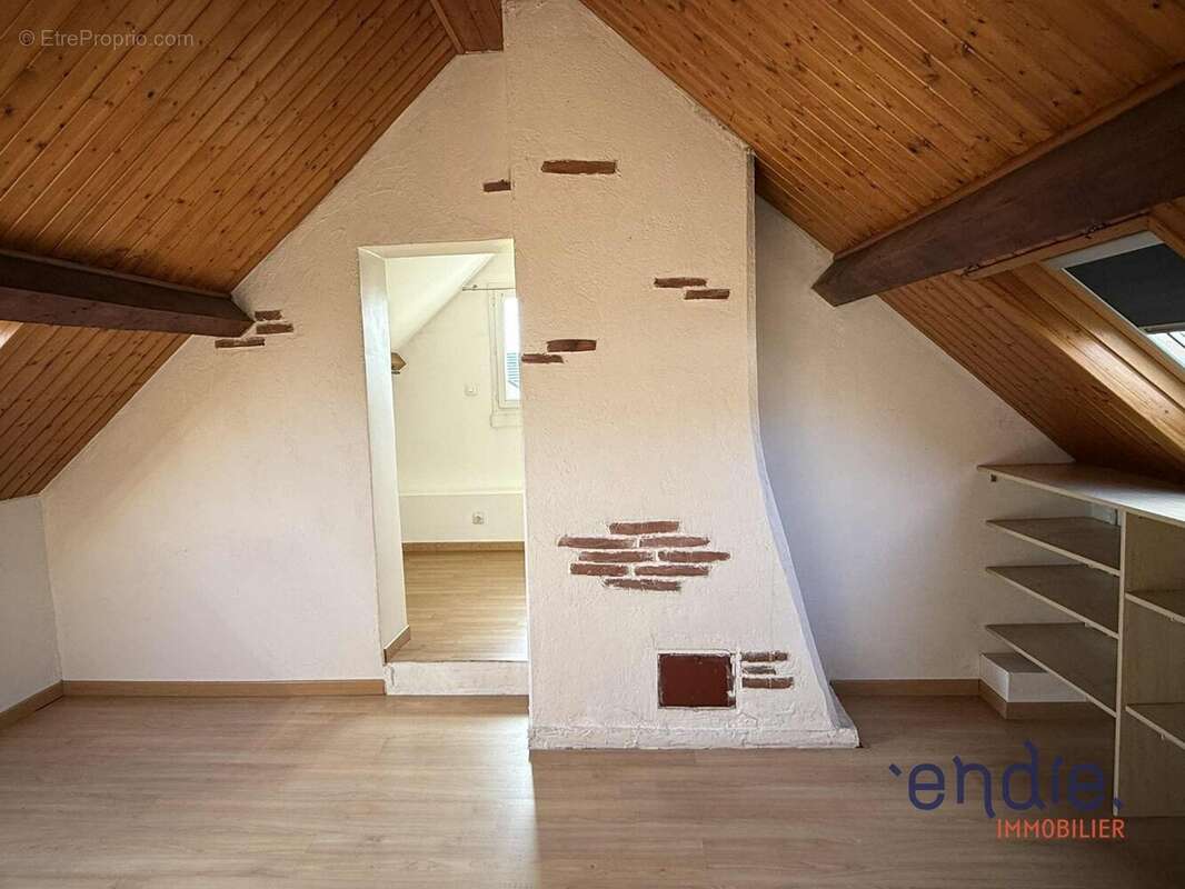 Maison à DOMPIERRE-SUR-BESBRE