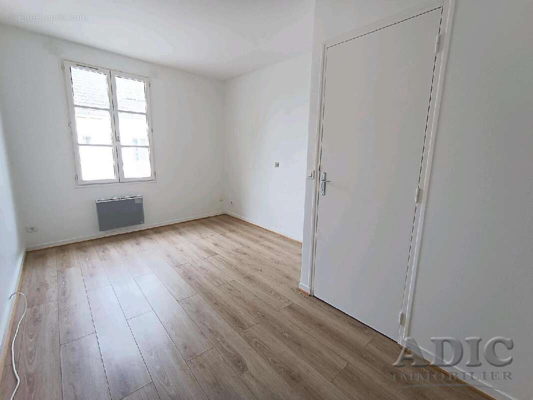 Maison 60 m² à Le Plessis-Belleville  - photo 6