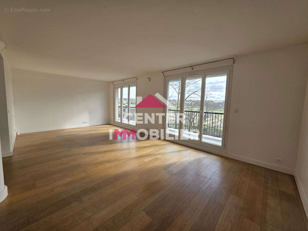 Appartement à MAISONS-LAFFITTE