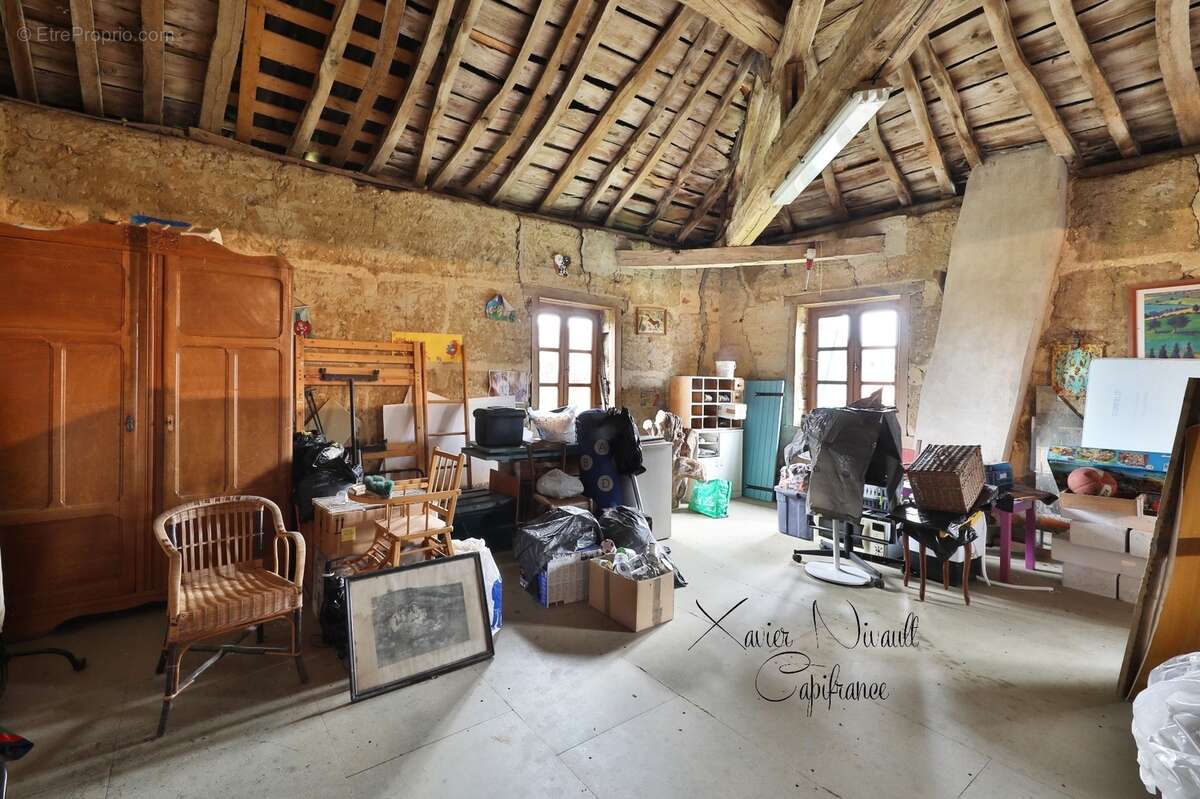 Maison à vendre 6 pièces proche de SAINT TRIVIER DE COURTES (01) - photo 15