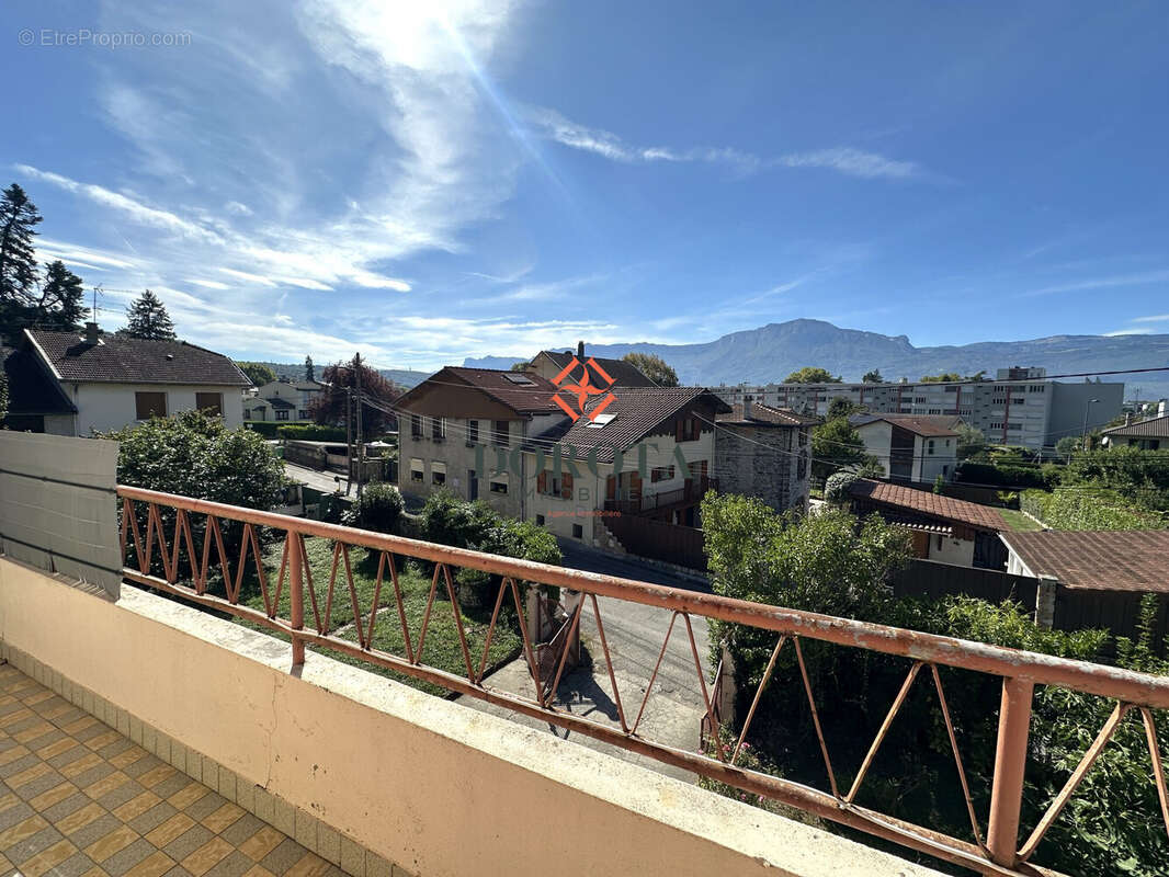 Maison à SAINT-MARTIN-D'HERES