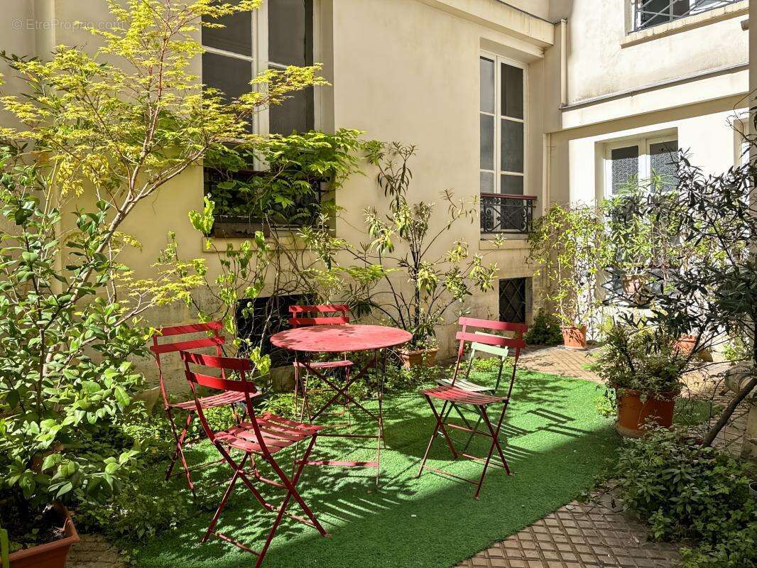 Appartement à PARIS-6E