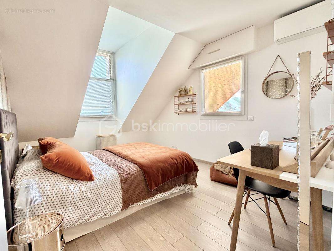 Appartement à VEYRIER-DU-LAC
