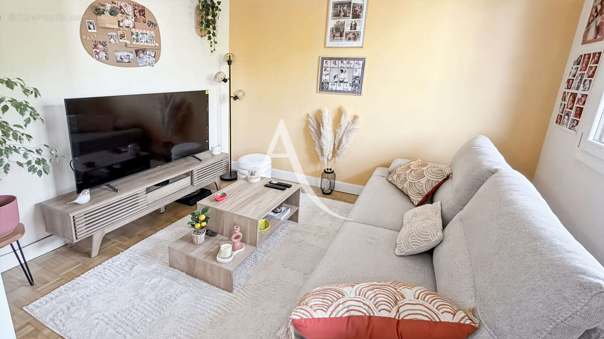 Appartement Bois D Arcy 3/4 pièce(s) 68 m2 - photo 4