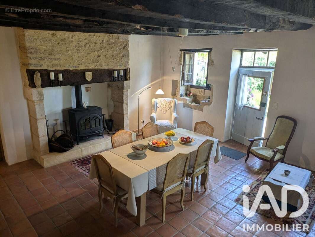 Maison 174 m² à Coux-Et-Bigaroque  - photo 9