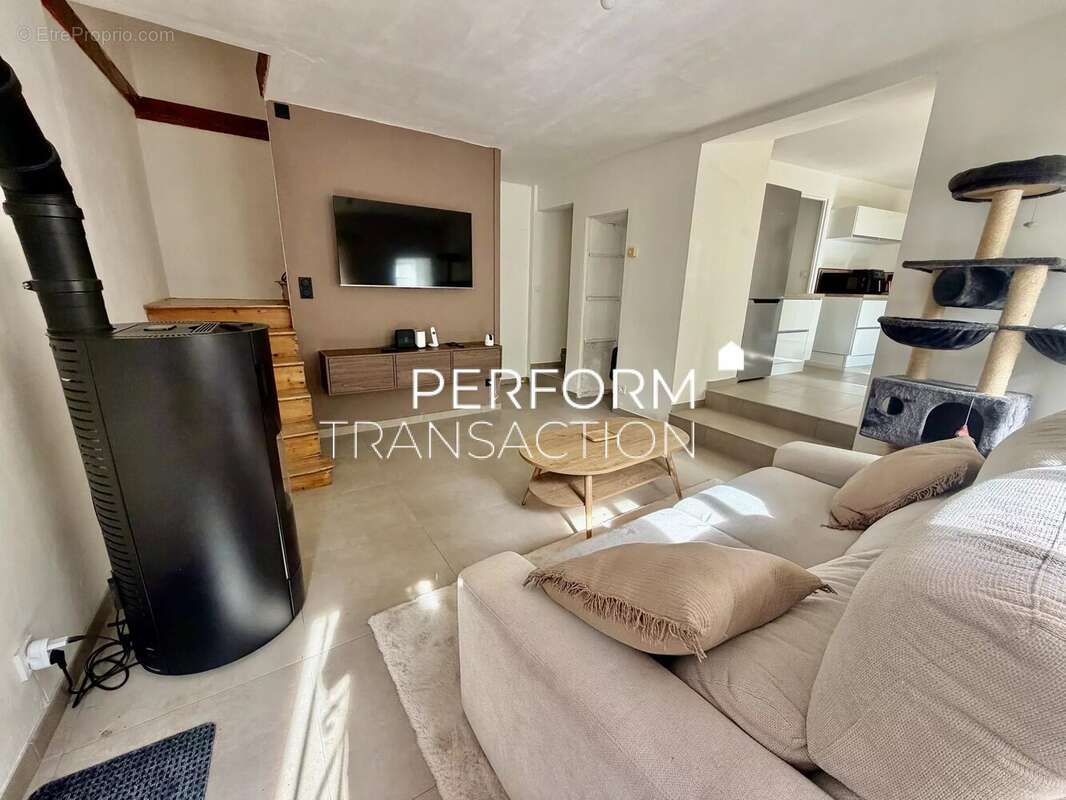 Appartement à SAINT-GEORGES-DE-COMMIERS