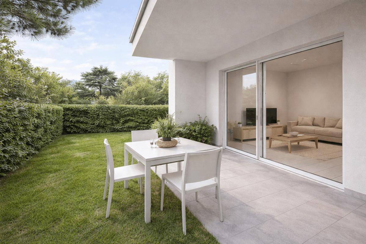 Appartement à BORMES-LES-MIMOSAS