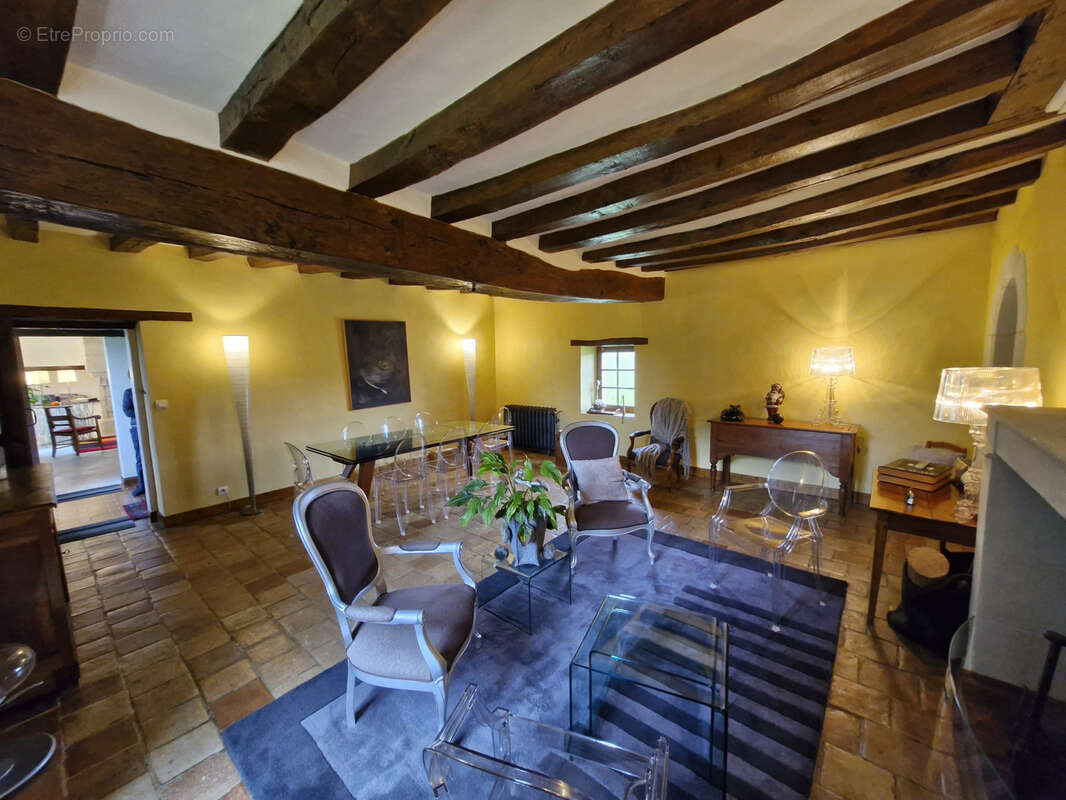 Maison à CHATELLERAULT