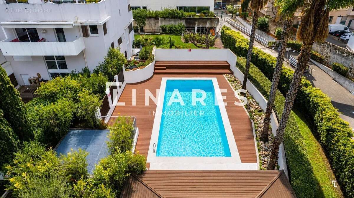 Appartement à MARSEILLE-8E