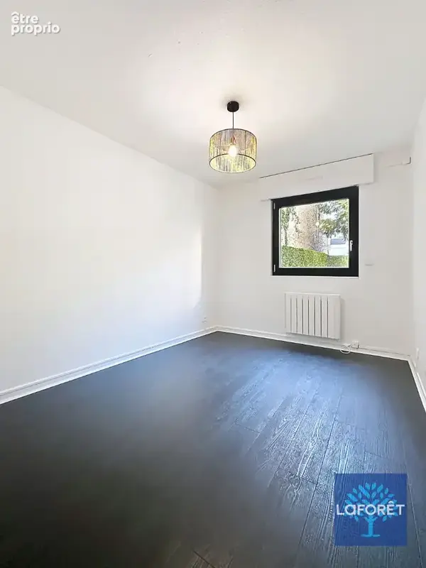 Quartier poincaré  appartement traversant de 77 m²  refait a neuf à deux pas de la gare de nancy dpe c - photo 4