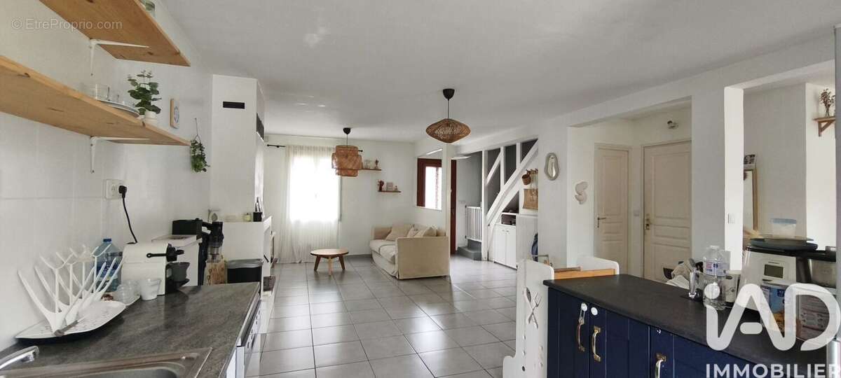 Photo 3 - Maison à SAINT-MARTIN-LE-BEAU