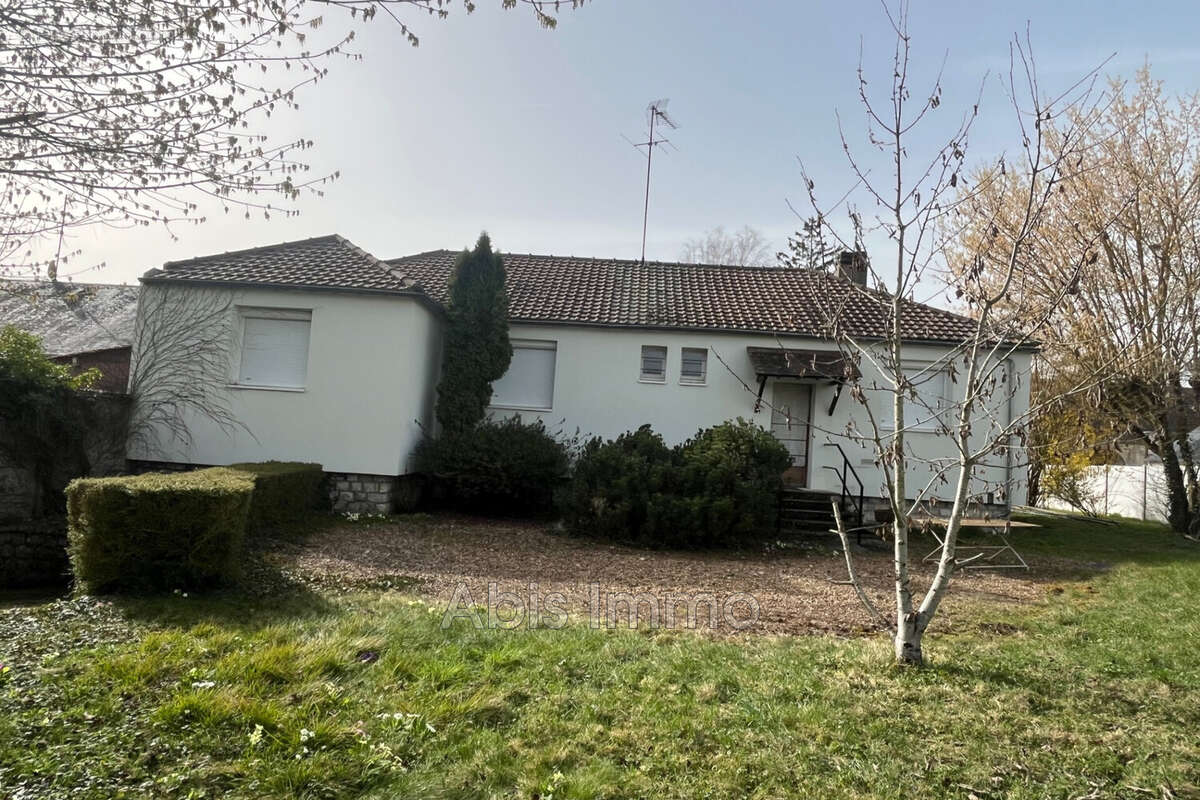 Maison à BEAUVILLIERS