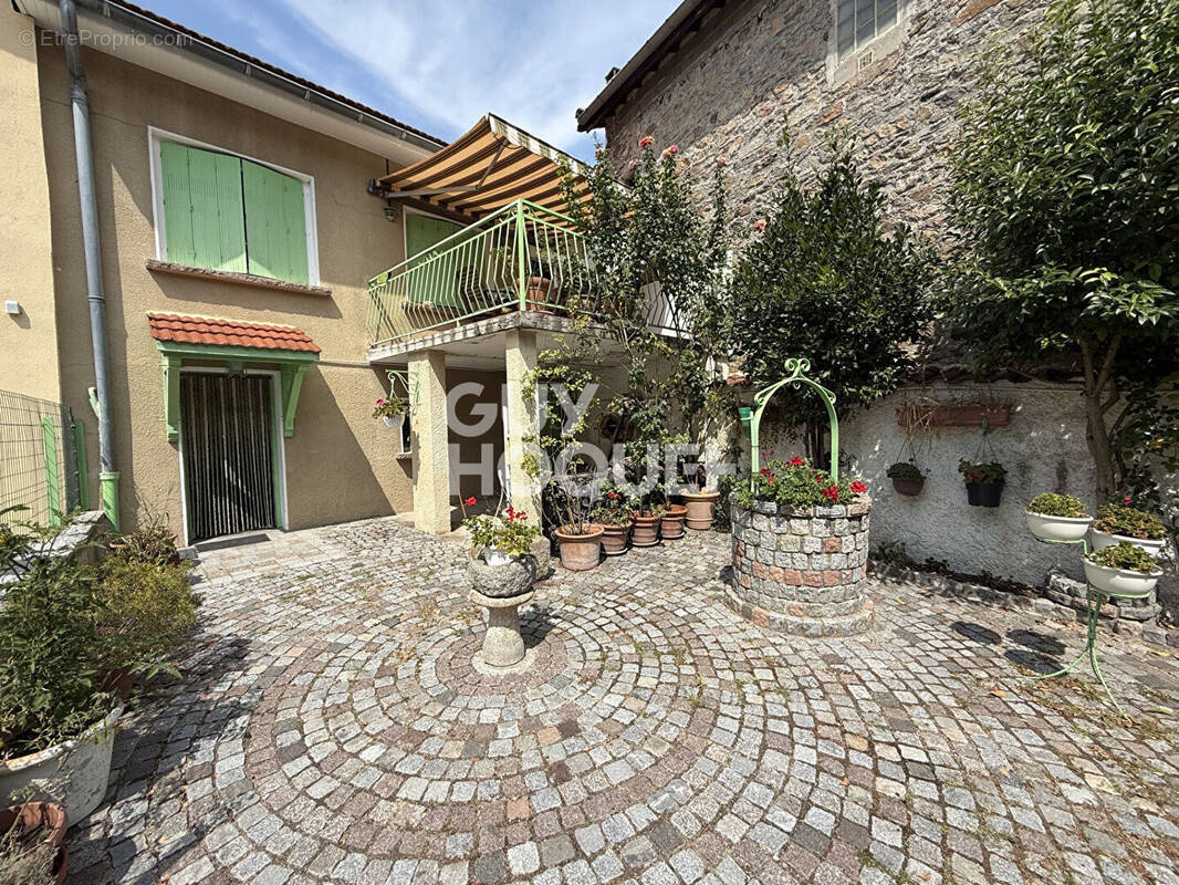 Maison à SAINT-ANDEOL-LE-CHATEAU