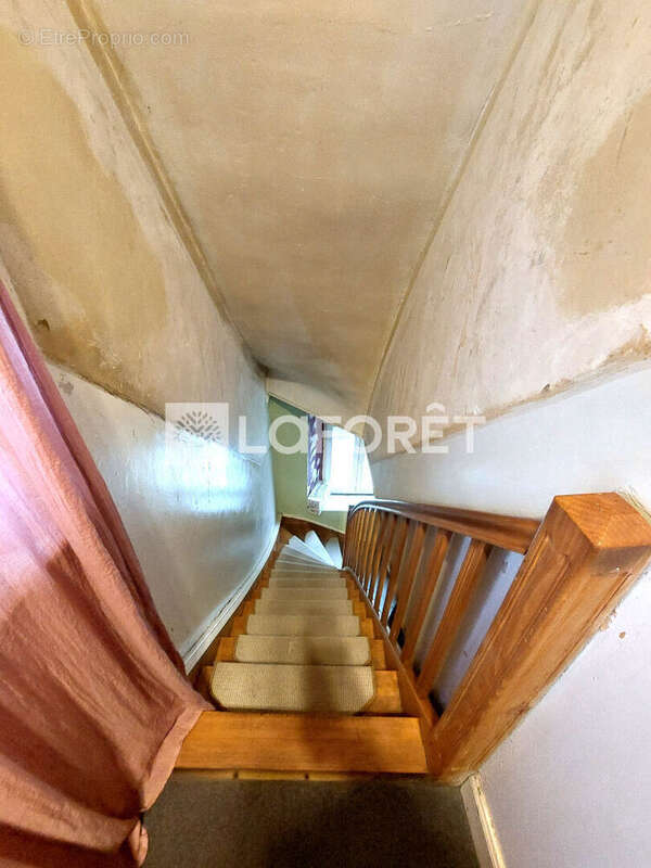 Maison à AUDUN-LE-TICHE