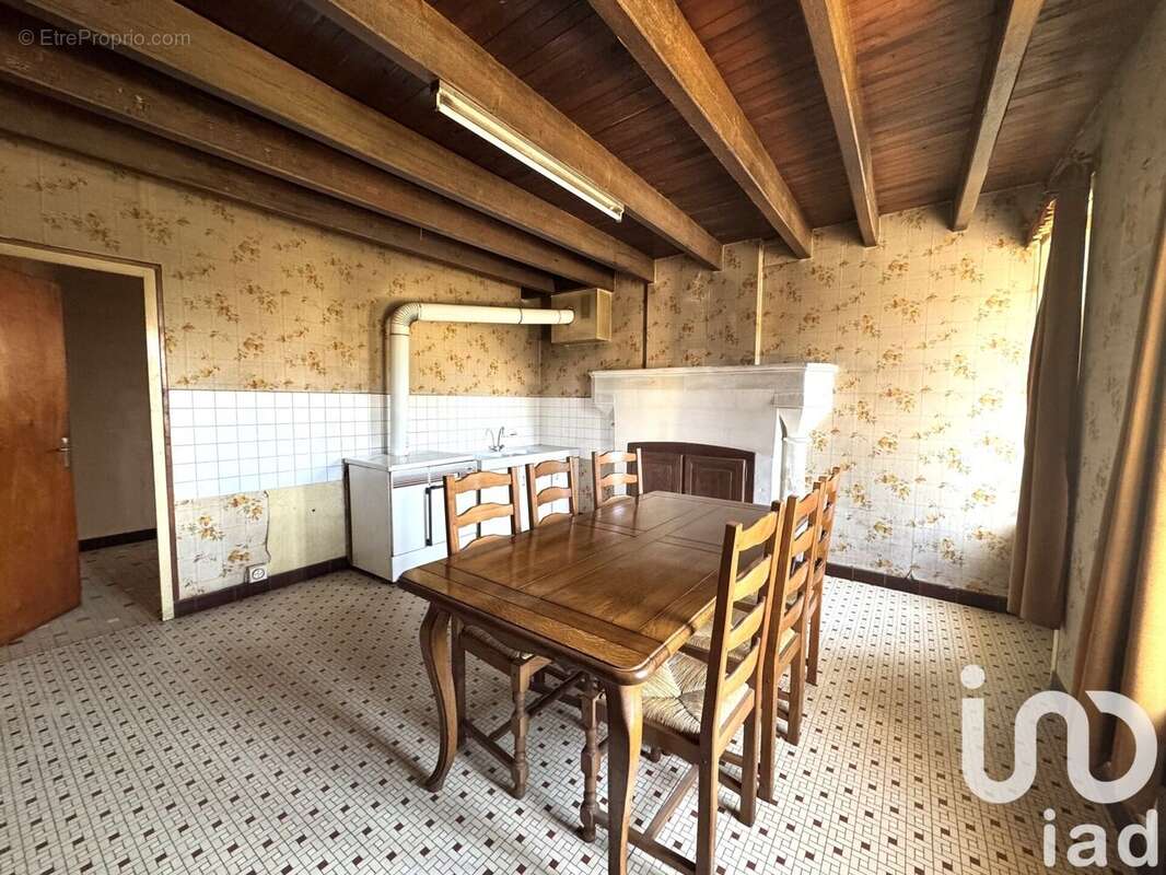 Photo 2 - Maison à SAINT-SULPICE-EN-PAREDS