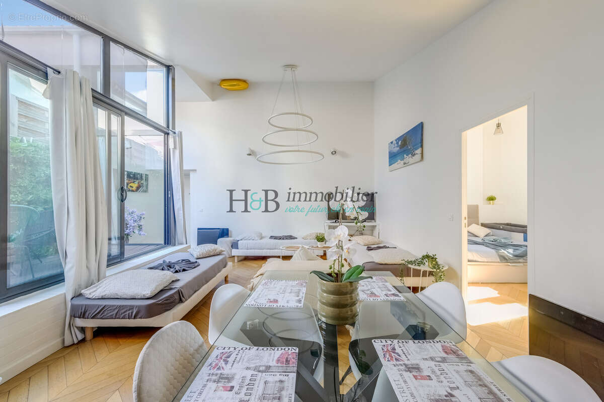 Appartement à SAINT-MAUR-DES-FOSSES