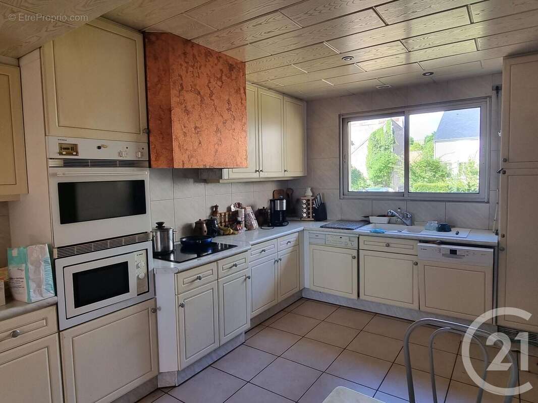 Maison à POUILLY-SUR-LOIRE