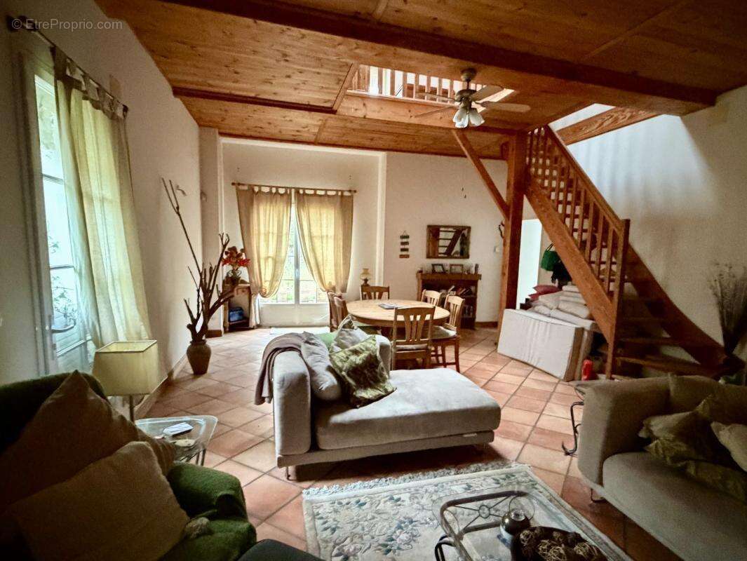 Maison à LOUBILLE