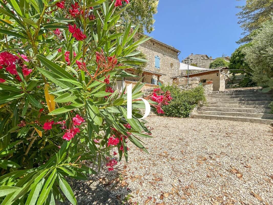 Maison 232 m² à Esson  - photo 31