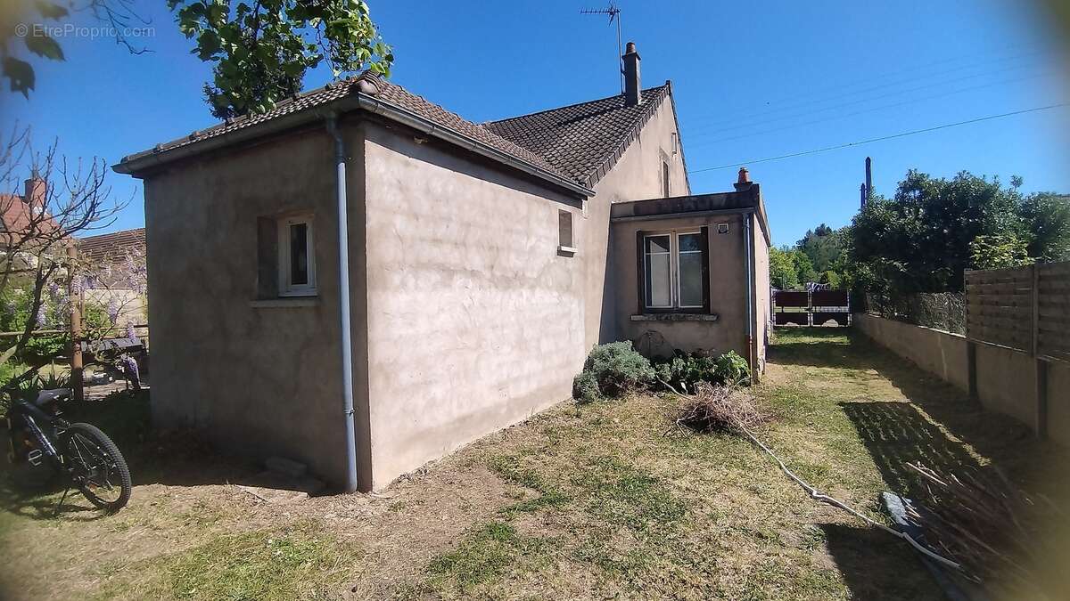 Maison à IMPHY