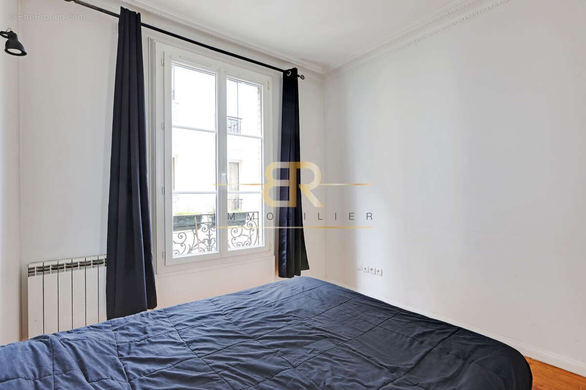 Appartement à PARIS-14E