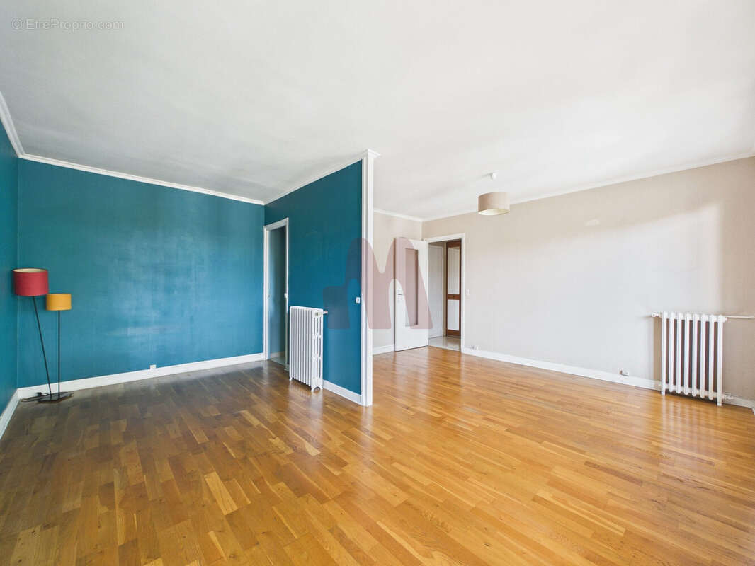 Appartement à COLOMBES