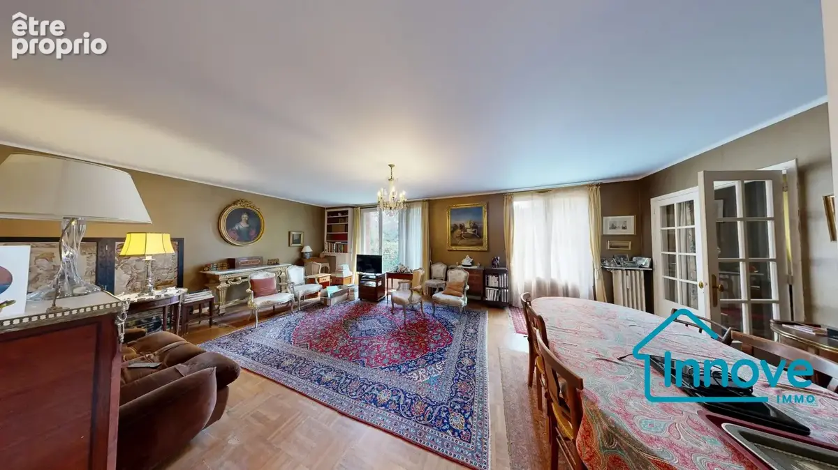 Appartement à VERSAILLES
