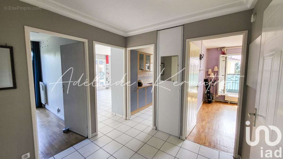 Photo 7 - Appartement à VILLENEUVE-LA-GARENNE