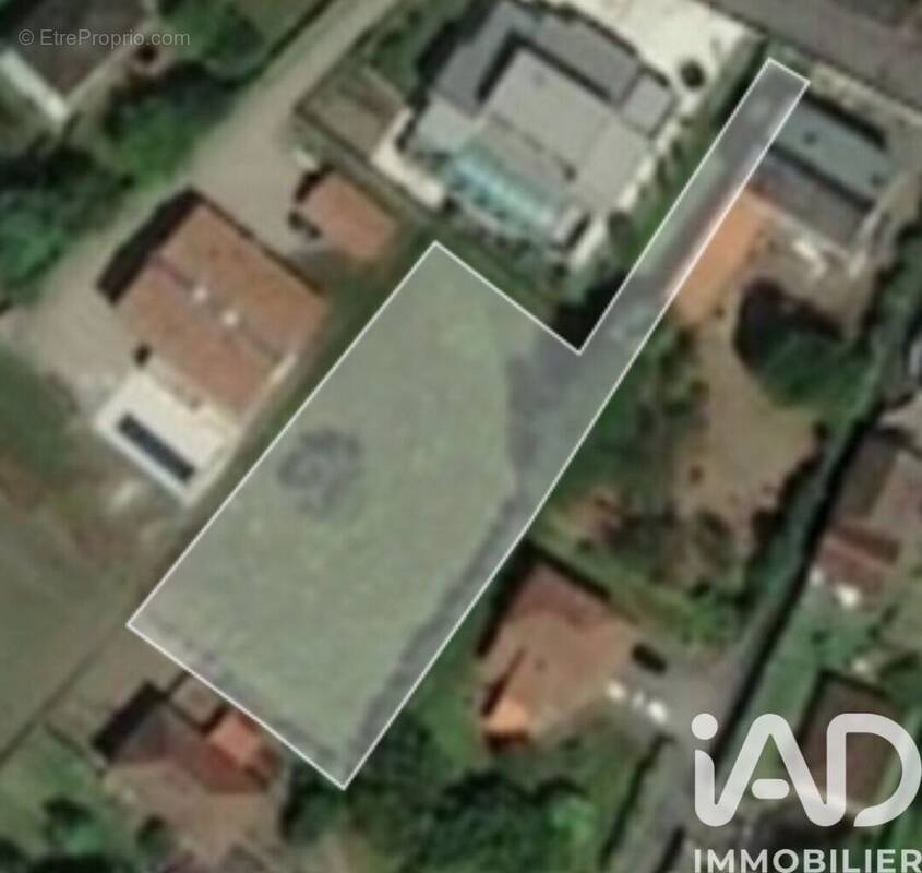 Photo 1 - Terrain à SAINT-JUNIEN