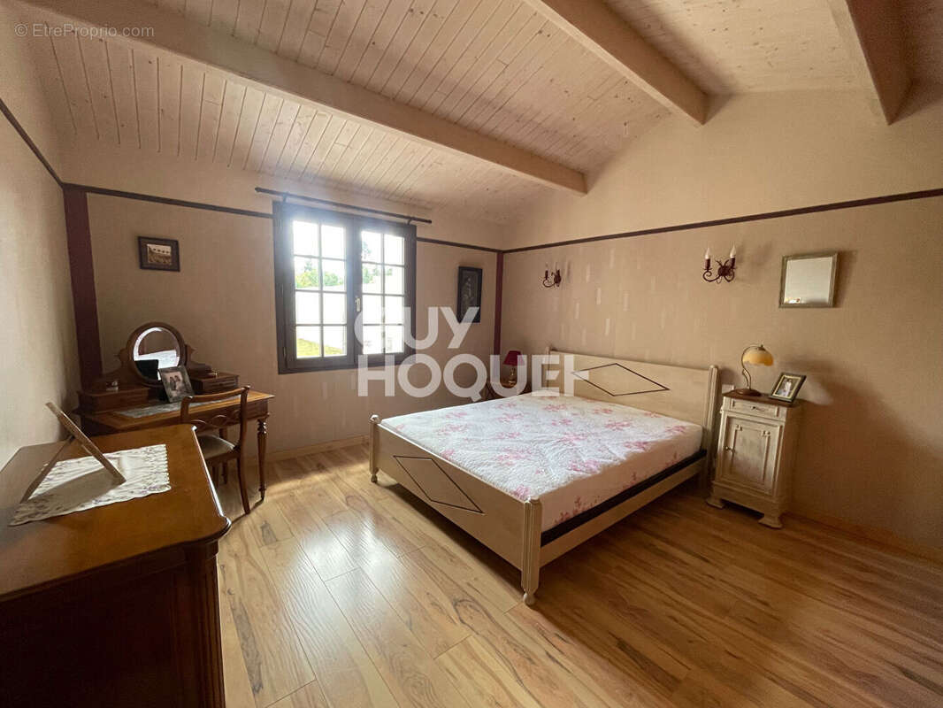 Coup de coeur : Villa 4 chambres sur 839 m² à Challans - photo 12