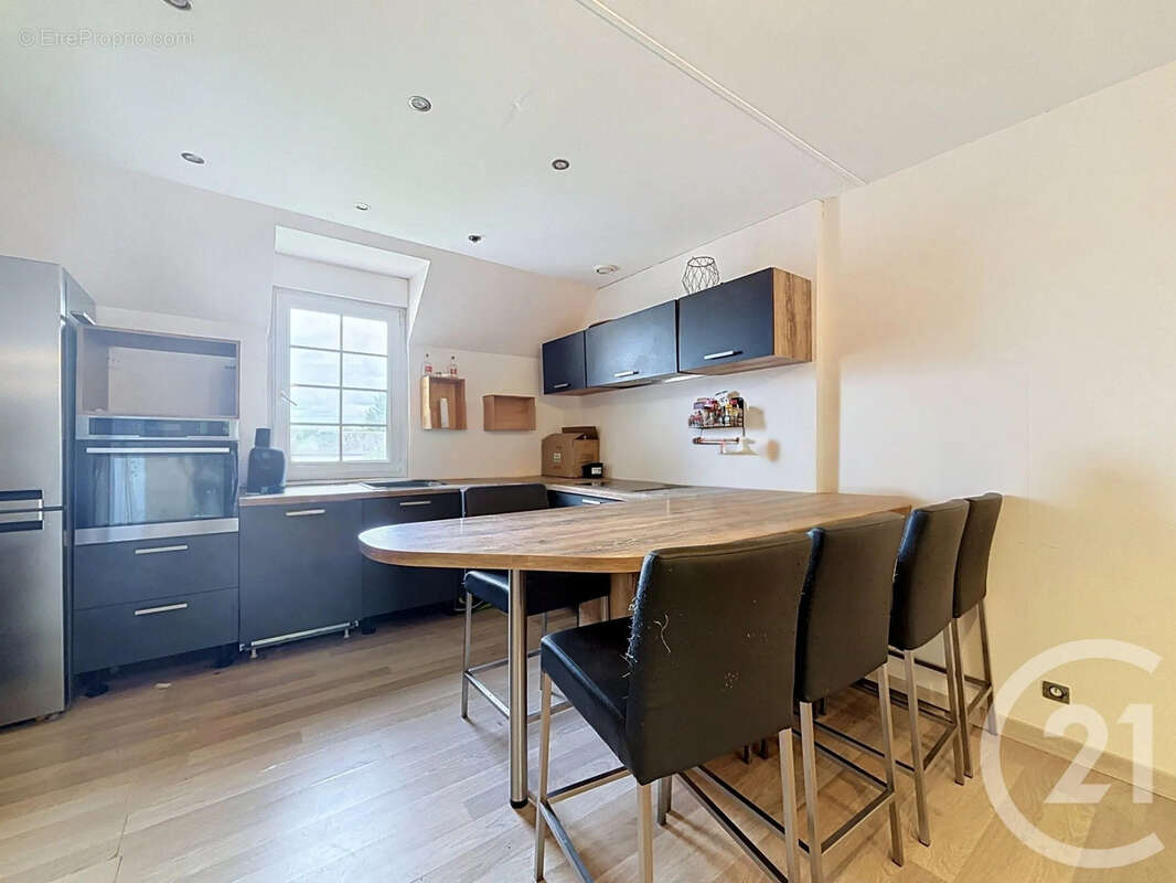 Appartement à SAINT-VALERIEN