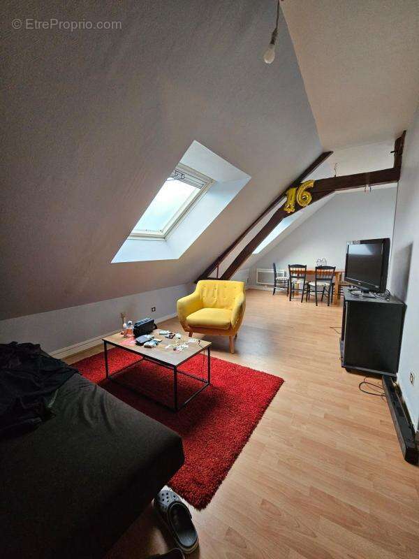 Appartement à MAROLLES-LES-BRAULTS