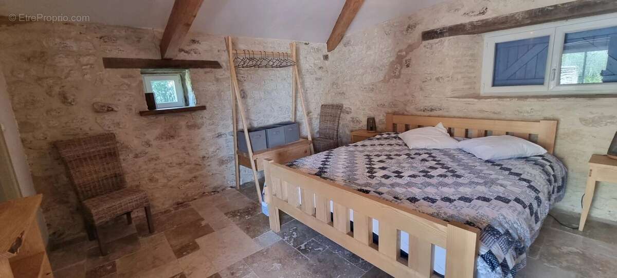 Maison à MONTPEZAT-DE-QUERCY