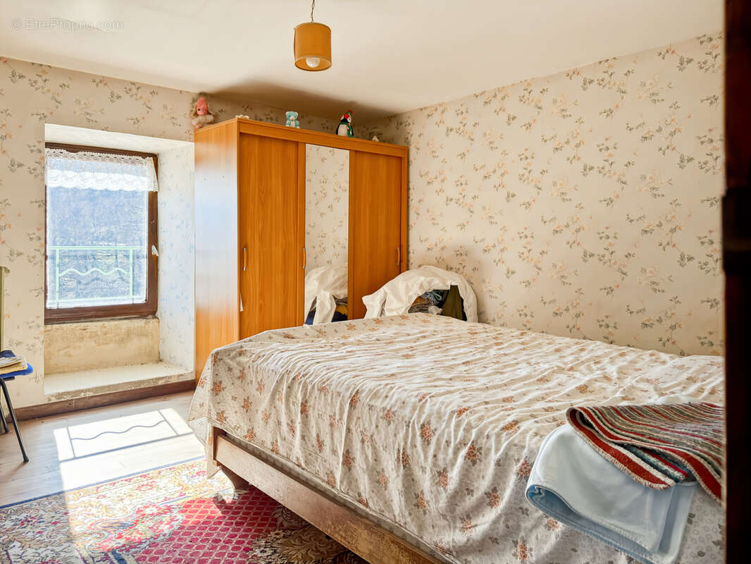 Maison à CHAZEAUX