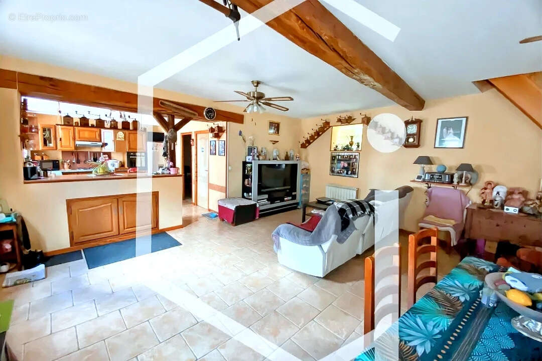 Maison à COSNE-COURS-SUR-LOIRE