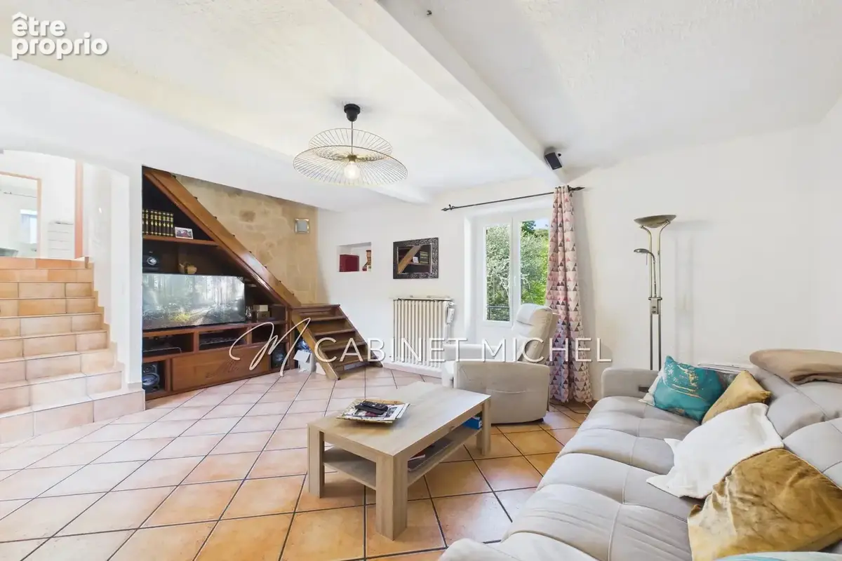 Appartement à ROQUEFORT-LES-PINS