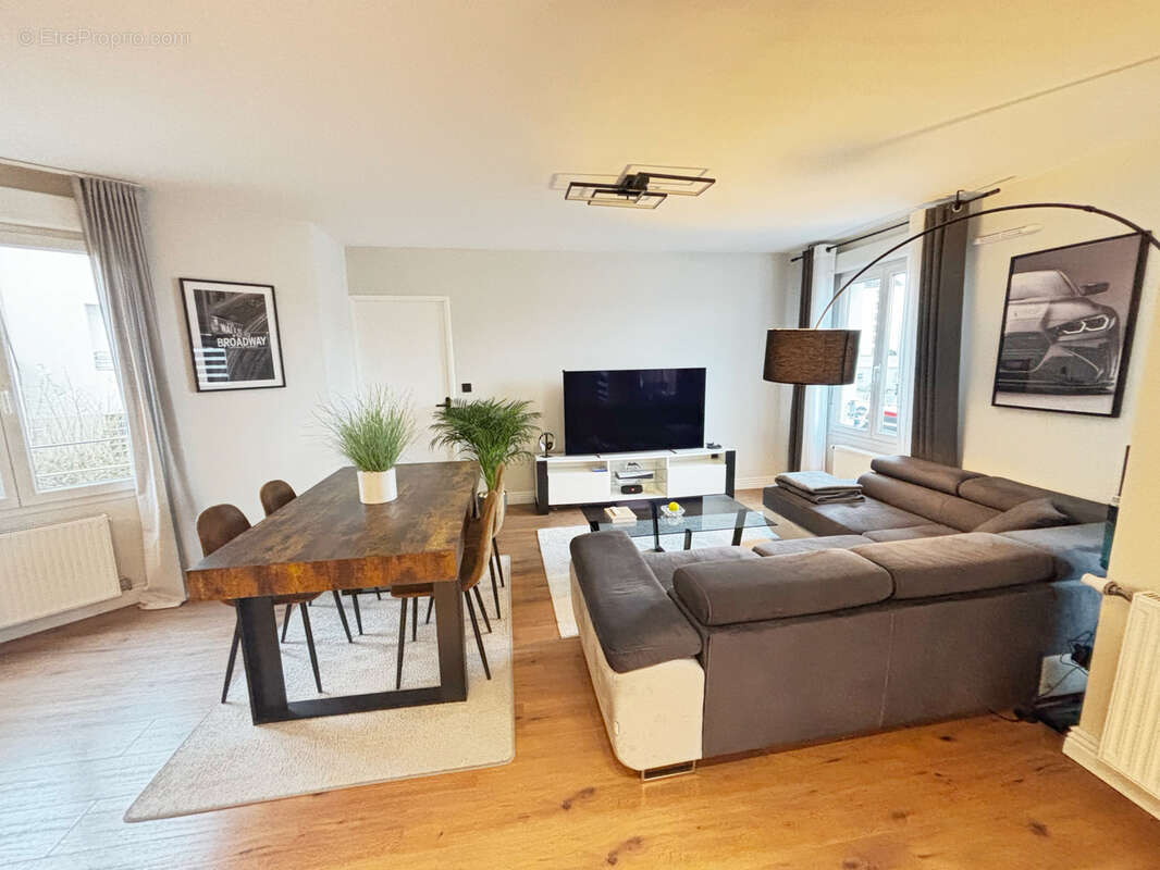 Appartement à SAINT-FONS